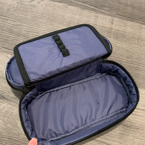 dakine pencil case - Picture 3 of 3